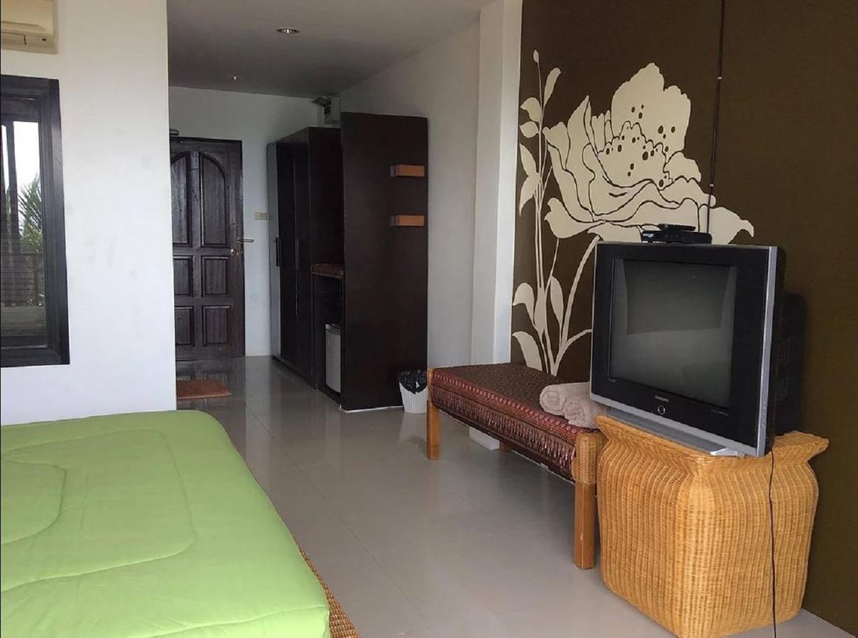 Rockwell Boutique Suites Hua Thanon  Exterior photo